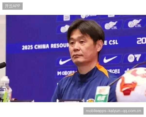 李霄鹏的执教名言与带队哲学：从保级到离别